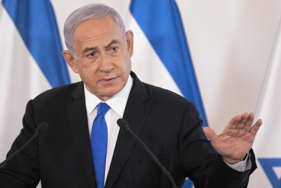 Israels statsminister Benjamin Netanyahu har vært tydelig på at operasjonen mot Gaza skal fortsette til Israel har nådd sitt mål om ro og sikkerhet for Israels befolkning. Statsminister Benjamin Netanyahu under møtet med utenlandske ambassadører i Tel Aviv onsdag. Foto: Sebastian Scheiner / Pool / NTB