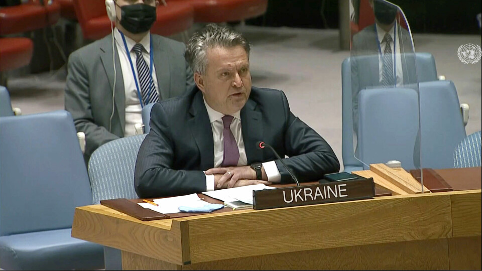 INSISTERTE: Ukrainas FN-ambassadør Sergij Kryslytsa insisterte på at Ukrainas grenser forblir uendret, til tross for Russlands handlinger. Ukrainas FN-ambassadør Sergij Kryslytsa insisterte på at Ukrainas grenser forblir uendret, til tross for Russlands handlinger. Foto: UNTV via AP / NTB