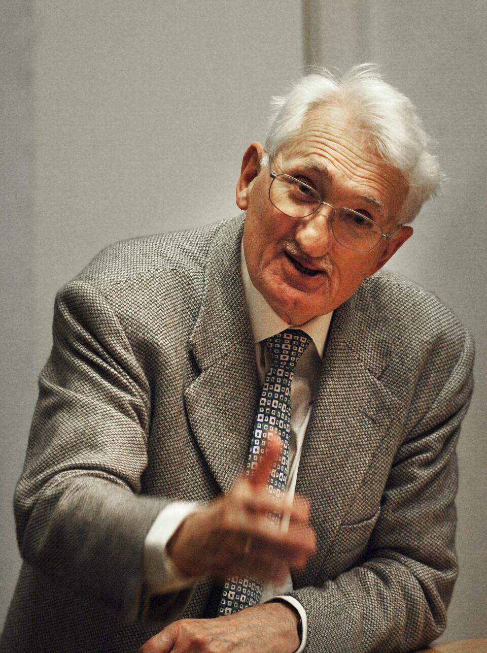 – Er så Habermas «protestantismens filosof»? Han er i tilfelle den sosialetisk halverte protestantismens filosof, skriver Rune Slagstad
