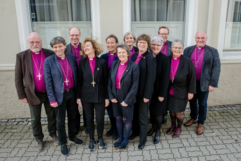 Trondheim 28.03.2019Kirkemøte i Trondheim 2019. Her fra torsdagen. Alle biskopene samlet. Helga Haugland Byfuglien, Bispemøtets preses, Kari Veiteberg, Oslo, Atle Sommerfeldt, Borg (Fredrikstad), Solveig Fiske, Hamar, Jan Otto Myrseth, Tunsberg (Tønsberg), Stein Reinertsen, Agder og Telemark (Kristiansand), Anne Lise Ådnøy, Stavanger, Halvor Nordhaug, Bjørgvin (Bergen), Ingeborg Midttømme, Møre (Molde), Herborg Oline Finnset, Nidaros (Trondheim), Ann-Helen Fjeldstad Jusnes, Sør-Hålogaland (Bodø), Olav Øygard, Nord-Hålogaland (Tromsø).FOTO: JOAKIM S. ENGER Trondheim 28.03.2019Kirkemøte i Trondheim 2019. Her fra torsdagen. Alle biskopene samlet. Helga Haugland Byfuglien, Bispemøtets preses, Kari Veiteberg, Oslo, Atle Sommerfeldt, Borg (Fredrikstad), Solveig Fiske, Hamar, Jan Otto Myrseth, Tunsberg (Tønsberg), Stein Reinertsen, Agder og Telemark (Kristiansand), Anne Lise Ådnøy, Stavanger, Halvor Nordhaug, Bjørgvin (Bergen), Ingeborg Midttømme, Møre (Molde), Herborg Oline Finnset, Nidaros (Trondheim), Ann-Helen Fjeldstad Jusnes, Sør-Hålogaland (Bodø), Olav Øygard, Nord-Hålogaland (Tromsø).FOTO: JOAKIM S. ENGER