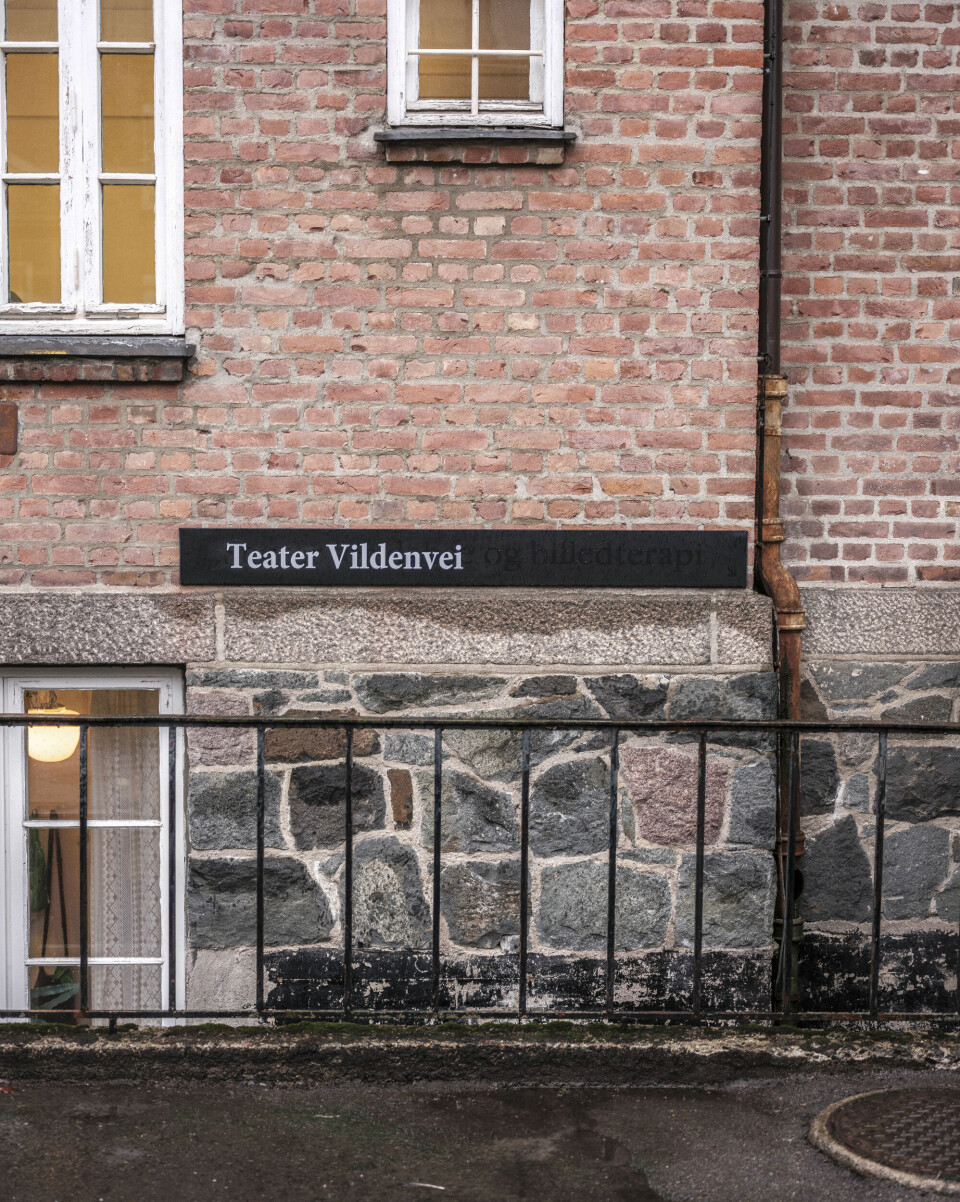 JUBILANTEN: Teater Vildenvei ligger i underetasjen i ett av de mange mursteinsbygningene på Gaustad sykehus i Oslo. Teater Vildenvei