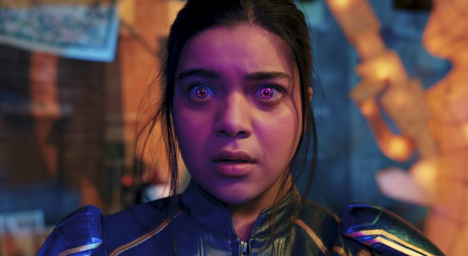 Skuespilleren Iman Vellani spiller superheltinnen Kamala Khan i TV-serien Ms. Marvel. Bilde av Kamala Khan