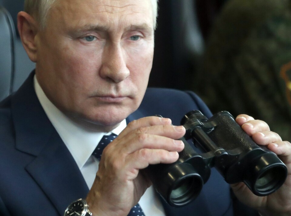 Russland har de siste månedene samlet et stort antall soldater nær grensa til Ukraina, og ledelsen i Kiev anklager nabolandet for å planlegge en invasjon. Russlands president Vladimir Putin hevder internasjonale terrorister står bak opptøyene i Kasakhstan. Foto: AP / NTB