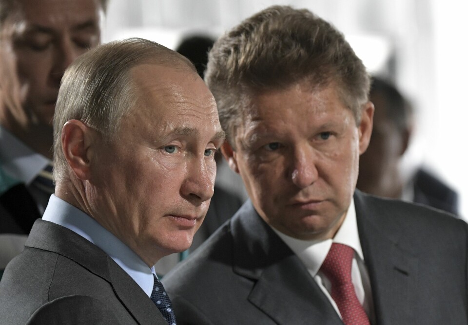GODE KORT: De vestlige sanksjonene som er innført mot Russland, rammer i liten eller ingen grad energisektoren, og president Vladimir Putin (t.v.), her sammen med Gazprom-sjef Aleksej Miller, vet at han har gode kort på hånden. De vestlige sanksjonene som er innført mot Russland, rammer i liten eller ingen grad energisektoren, og president Vladimir Putin (t.v.), her sammen med Gazprom-sjef Aleksej Miller, vet at han har gode kort på hånden. Foto: Sputnik / AP / NTB