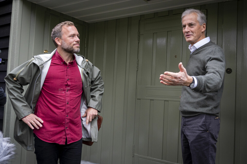 ETTER VALGET: Norstats gallup for Vårt Land to uker etter valget viser medvind for SV og Ap. Her erAp-leder Jonas Gahr Støre og SV-leder Audun Lysbakken hos Støre på hjemme på Ris i Oslo.Foto: Heiko Junge / NTB(Foto: Heiko Junge/NTB)