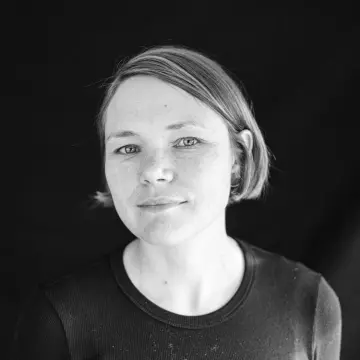 Sara J. Høgestøl