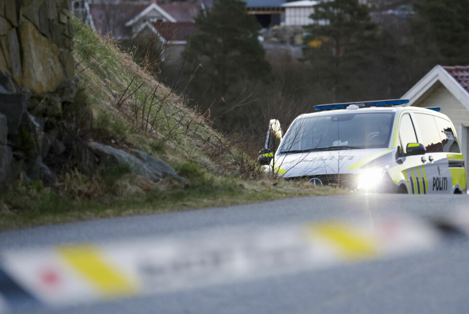 Mor og datter ble funnet drept på Vigeland i Lindesnes mandag morgen. Foto: Tor Erik Schrøder / NTB Rundt klokken 4.30 mandag morgen rykket politiet ut til en bolig på Vigeland etter melding om bråk på stedet. Politiet tok seg inn i boligen og fant to døde personer. Foto: Tor Erik Schrøder / NTB