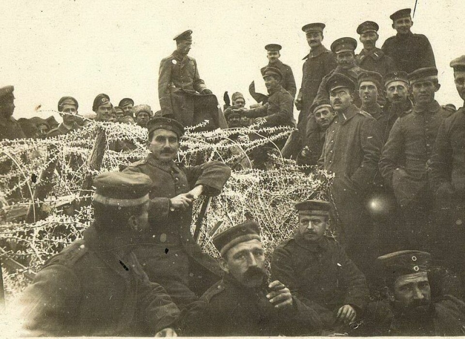 Tyske soldater feirer jul i skyttergravene i 1914 Tyske soldater feirer jul i skyttergravene i 1914
